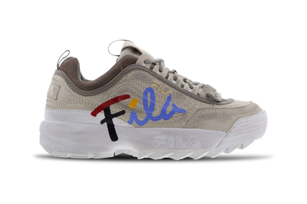 fila disruptor 2 script distressed