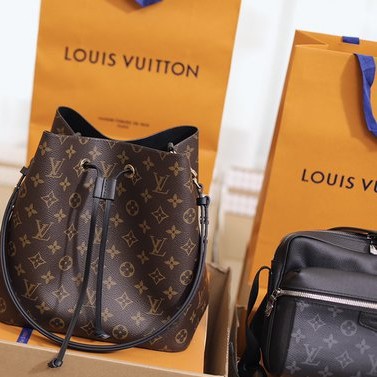 Where to buy 2nd hand LOUIS VUITTON in JAPAN 