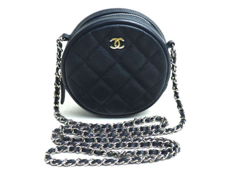 CHANEL Matelasse round Chain Shoulder Bag (Rank A)